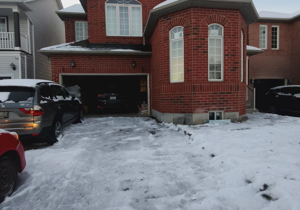 1215-wadebridge-crescent-n-oshawa-ontario-e12650500