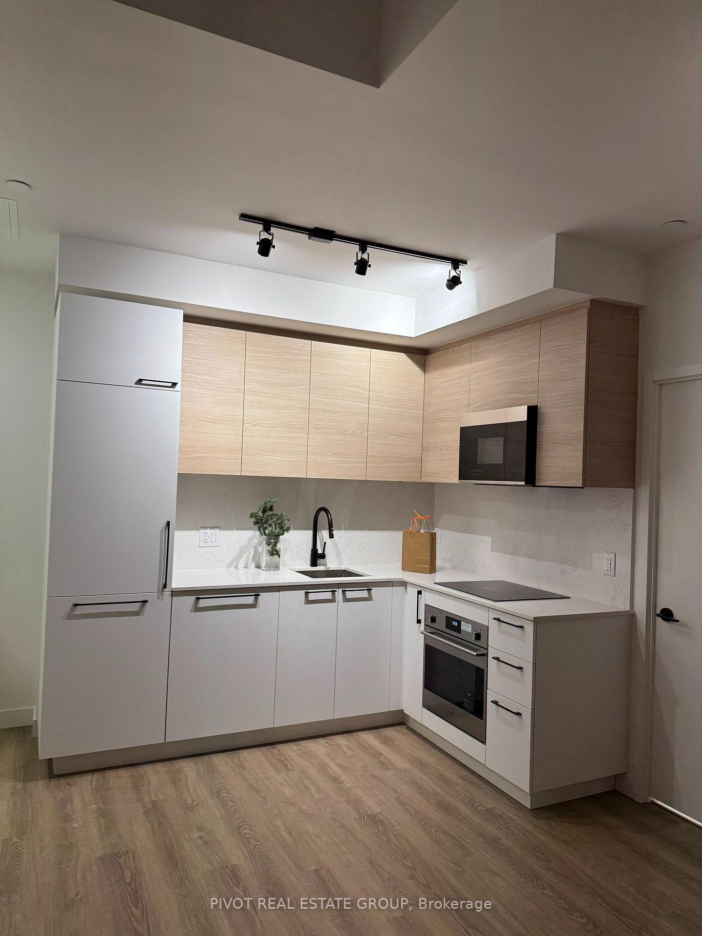1050-eastern-avenue-toronto-ontario-e12650674