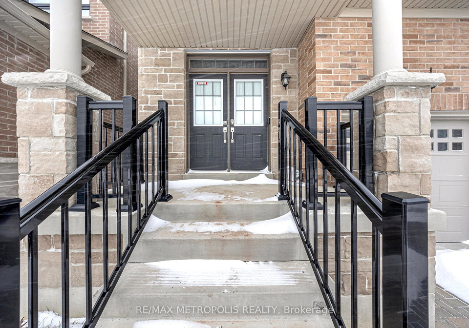 941-rexton-drive-oshawa-ontario-e12650702