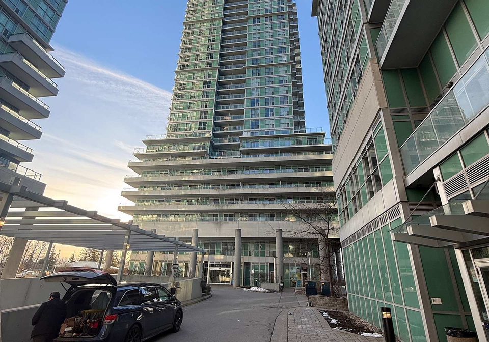 60-town-centre-court-scarborough-ontario-e12651052