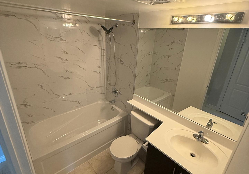 60-town-centre-court-scarborough-ontario-e12651052