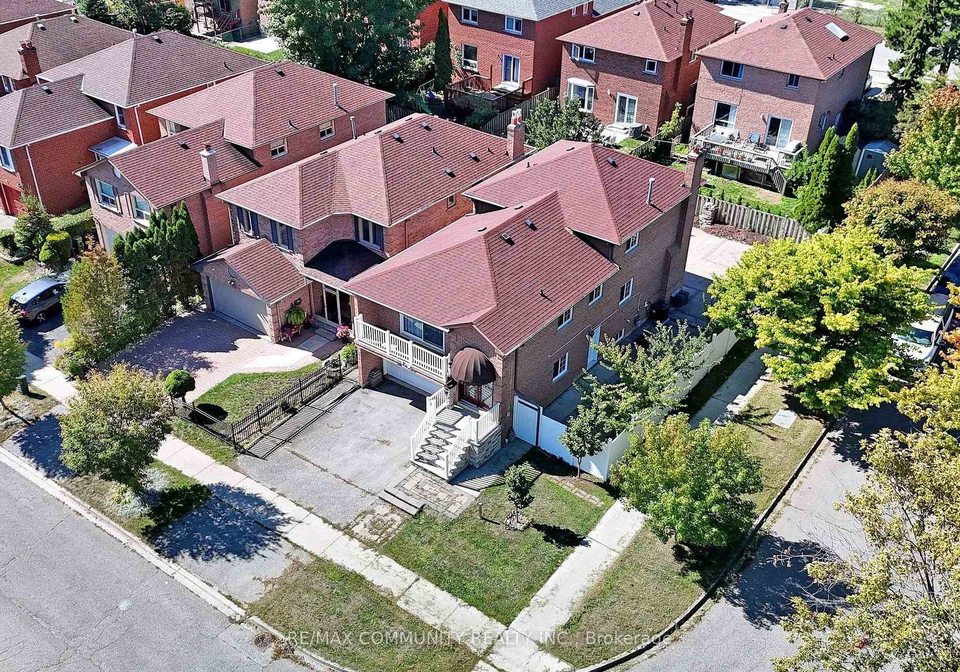 54-emcarr-drive-scarborough-ontario-e12651406
