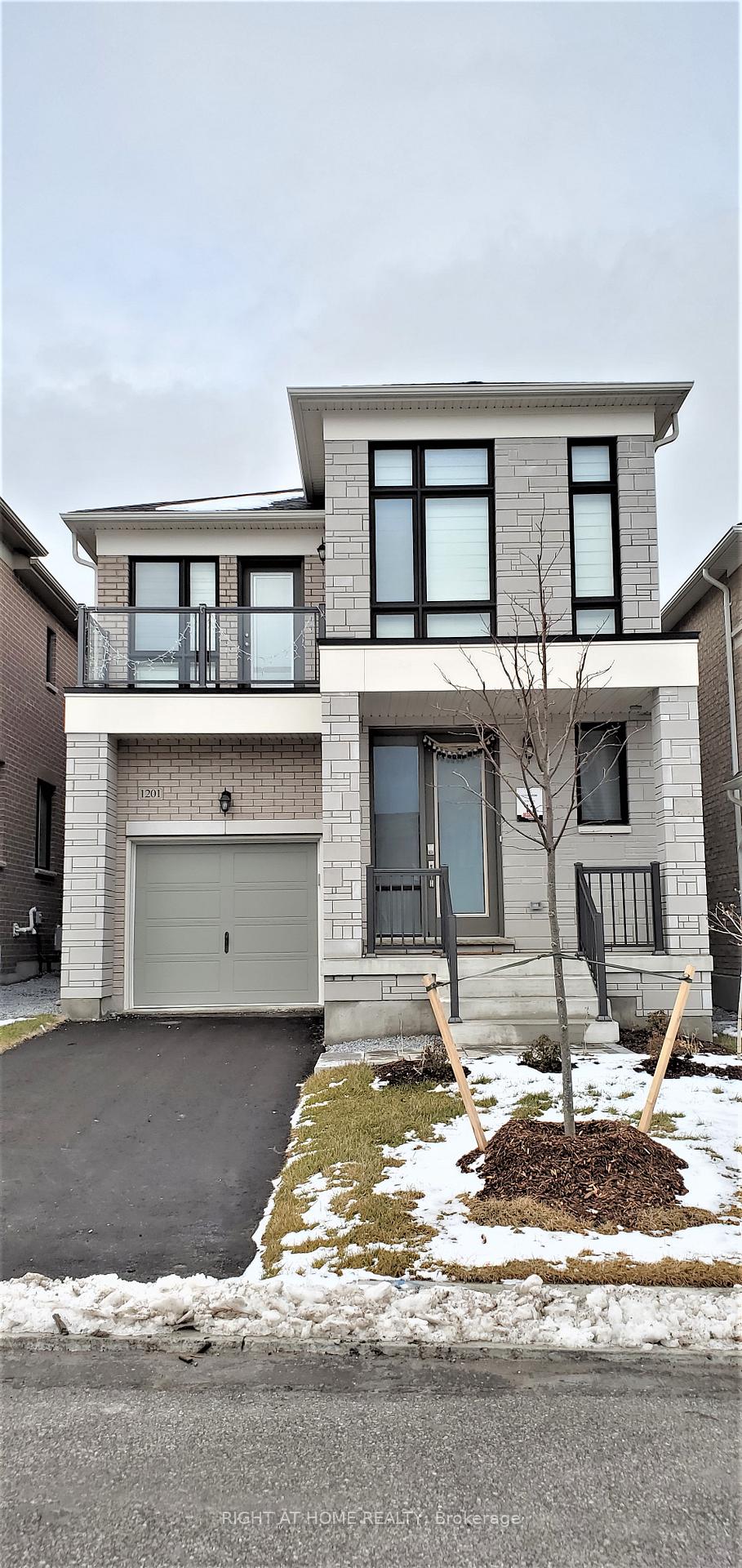 1201-cactus-crescent-pickering-ontario-e12651892