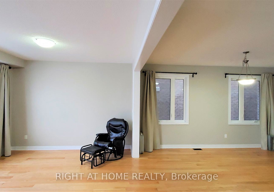 1201-cactus-crescent-pickering-ontario-e12651892