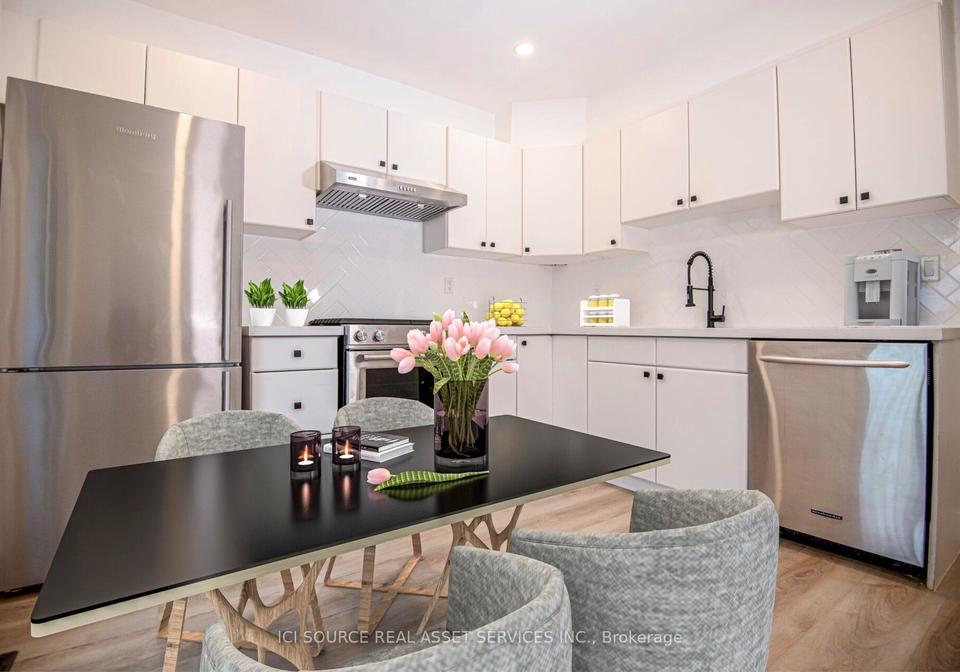 1314-dundas-street-e-toronto-ontario-e12655670