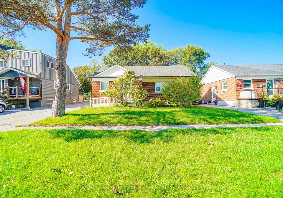 82-admiral-road-ajax-ontario-e12656972