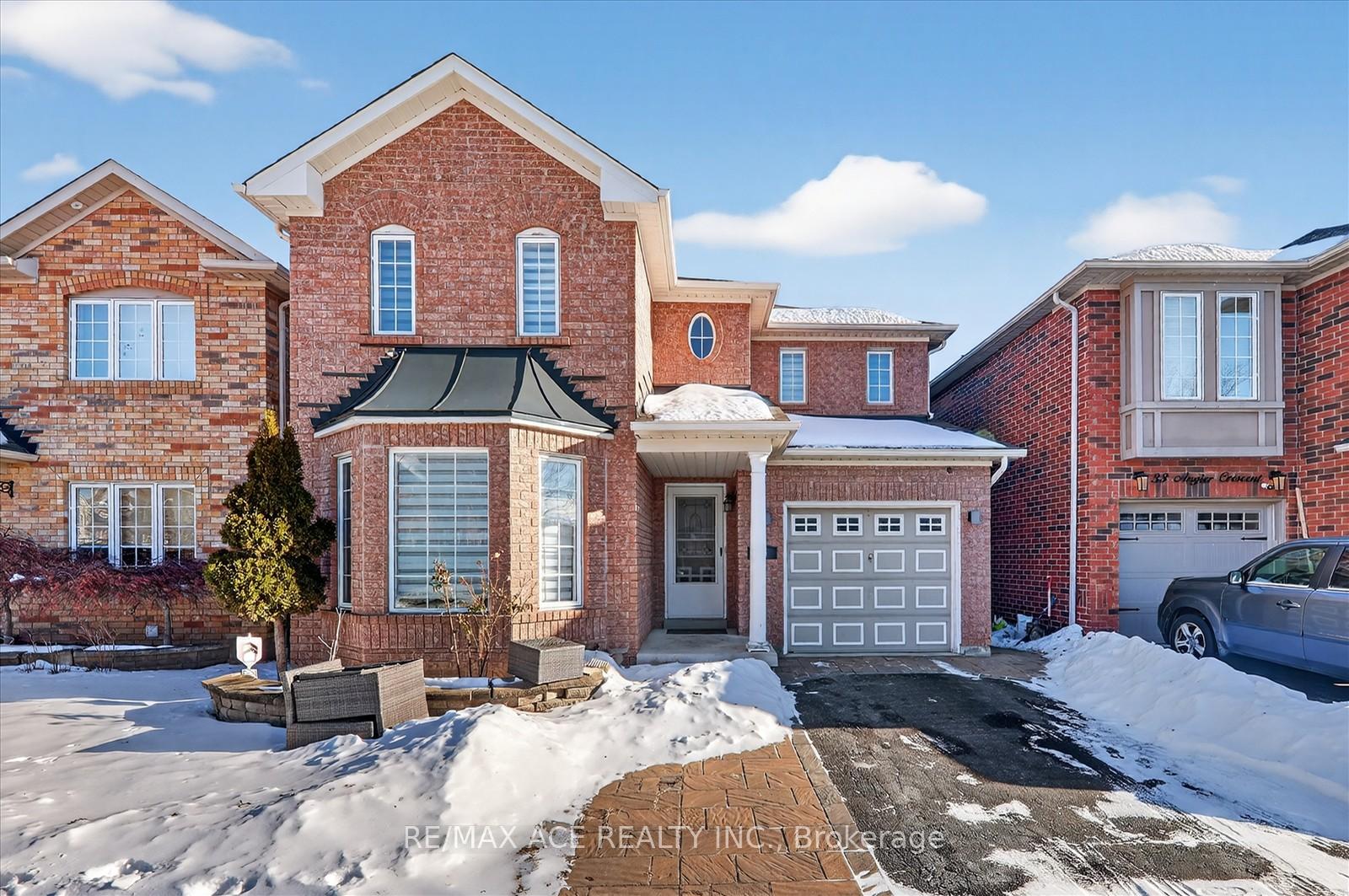 35-angier-crescent-ajax-ontario-e12657092