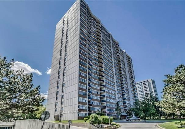 100-echo-point-scarborough-ontario-e12657422