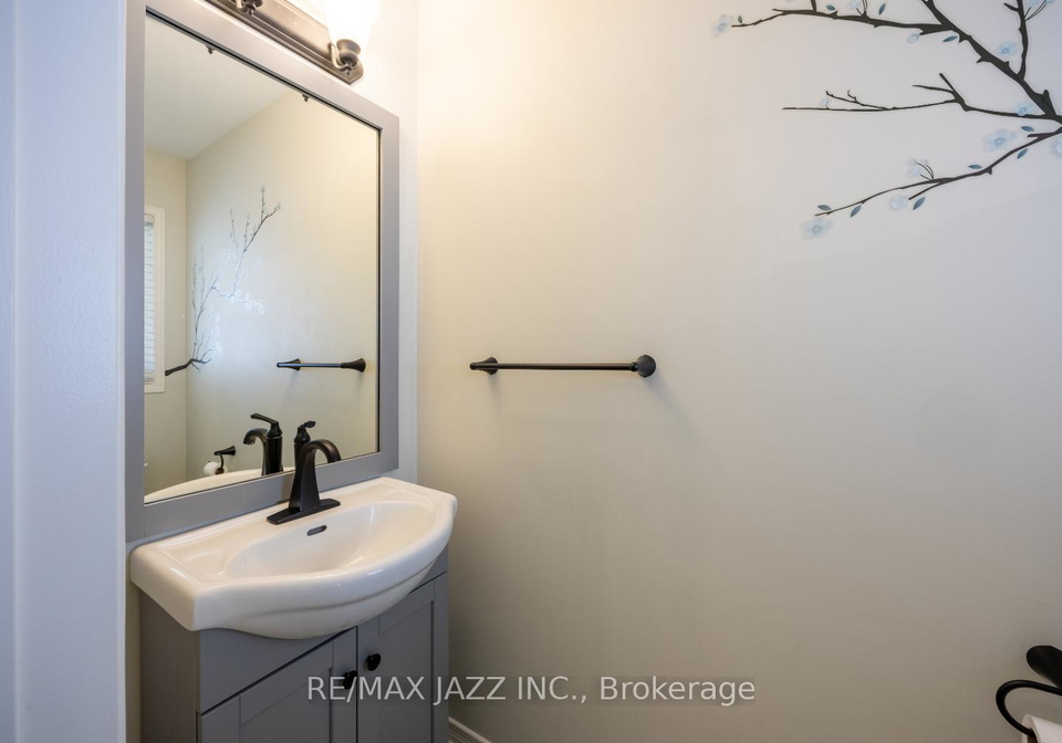 50-honeyman-drive-clarington-ontario-e12658226