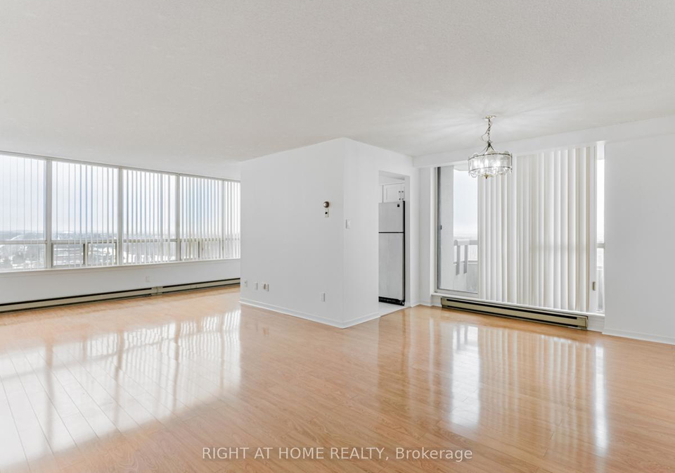150-alton-towers-circle-scarborough-ontario-e12658272