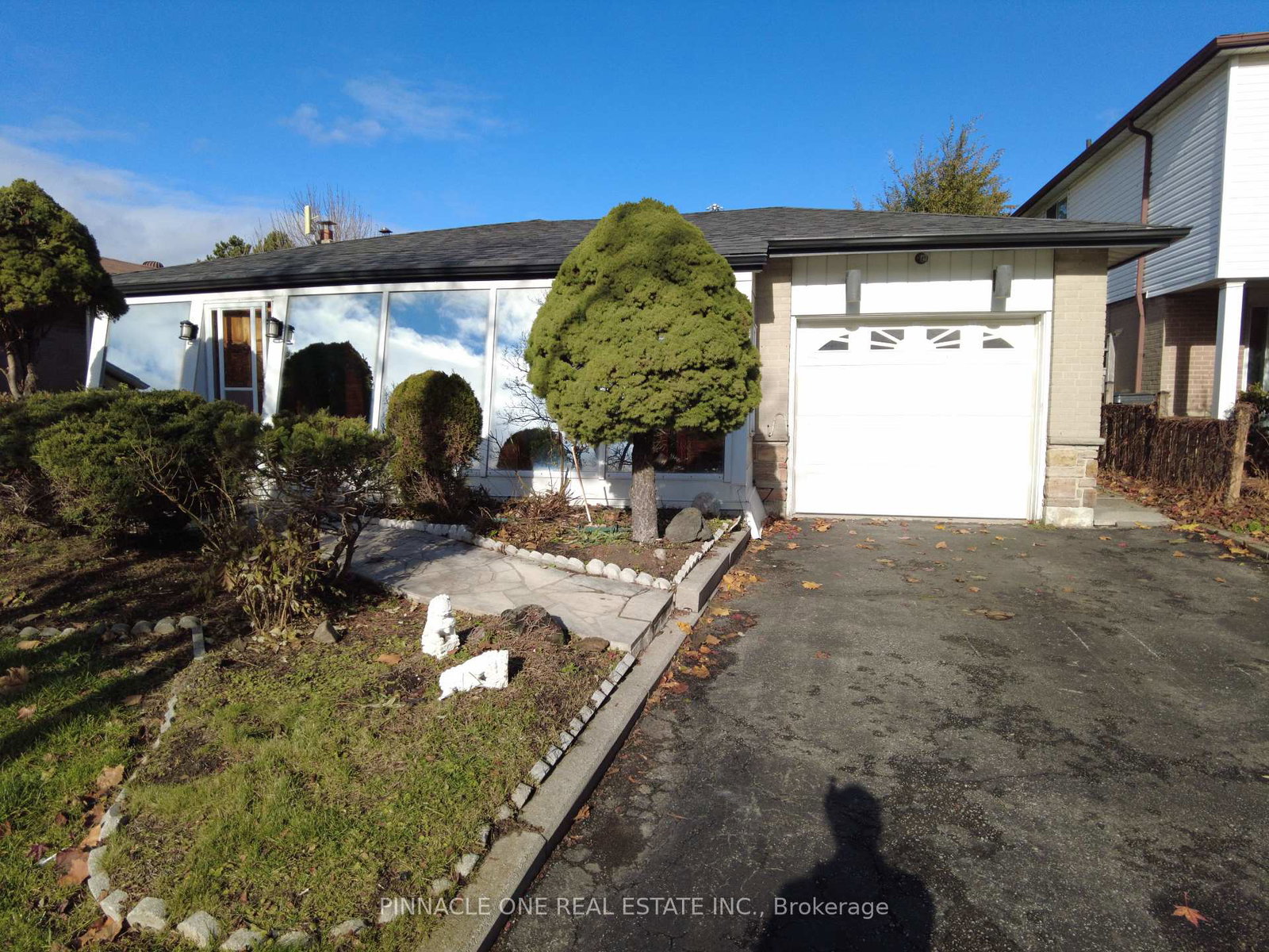76-sealstone-terrace-scarborough-ontario-e12658598