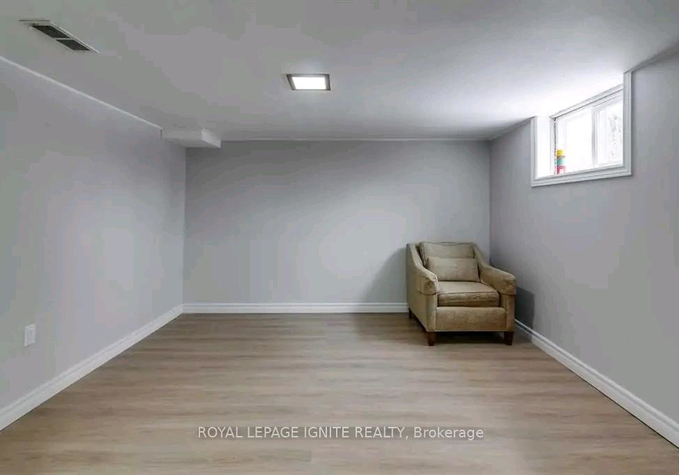19-bardwell-crescent-scarborough-ontario-e12659376