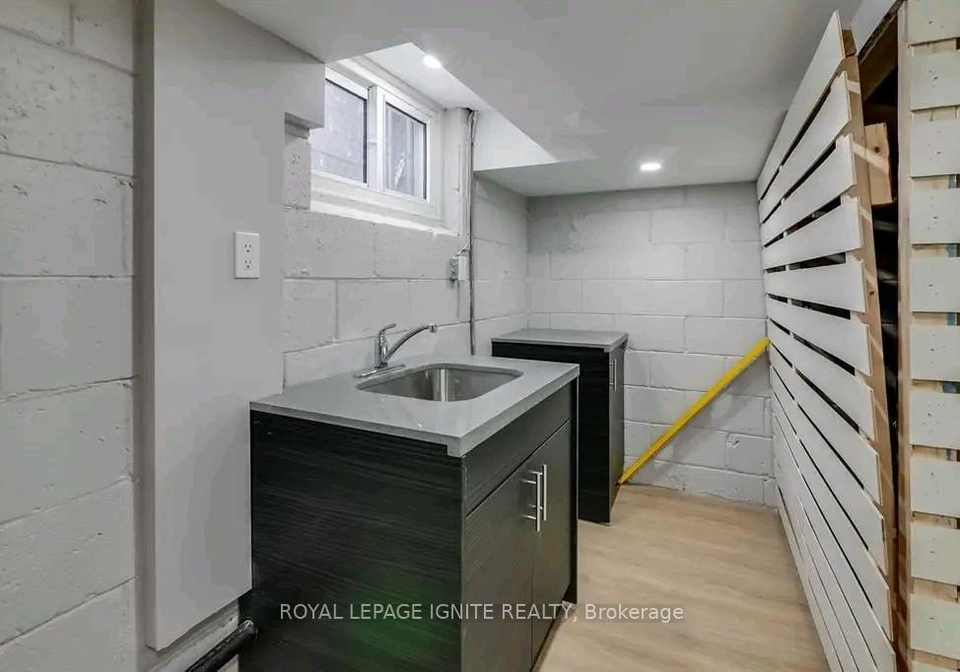 19-bardwell-crescent-scarborough-ontario-e12659376