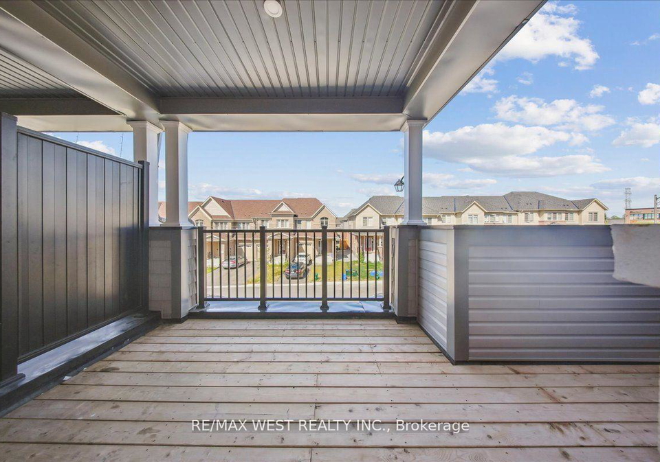 115-air-dancer-crescent-oshawa-ontario-e12659504