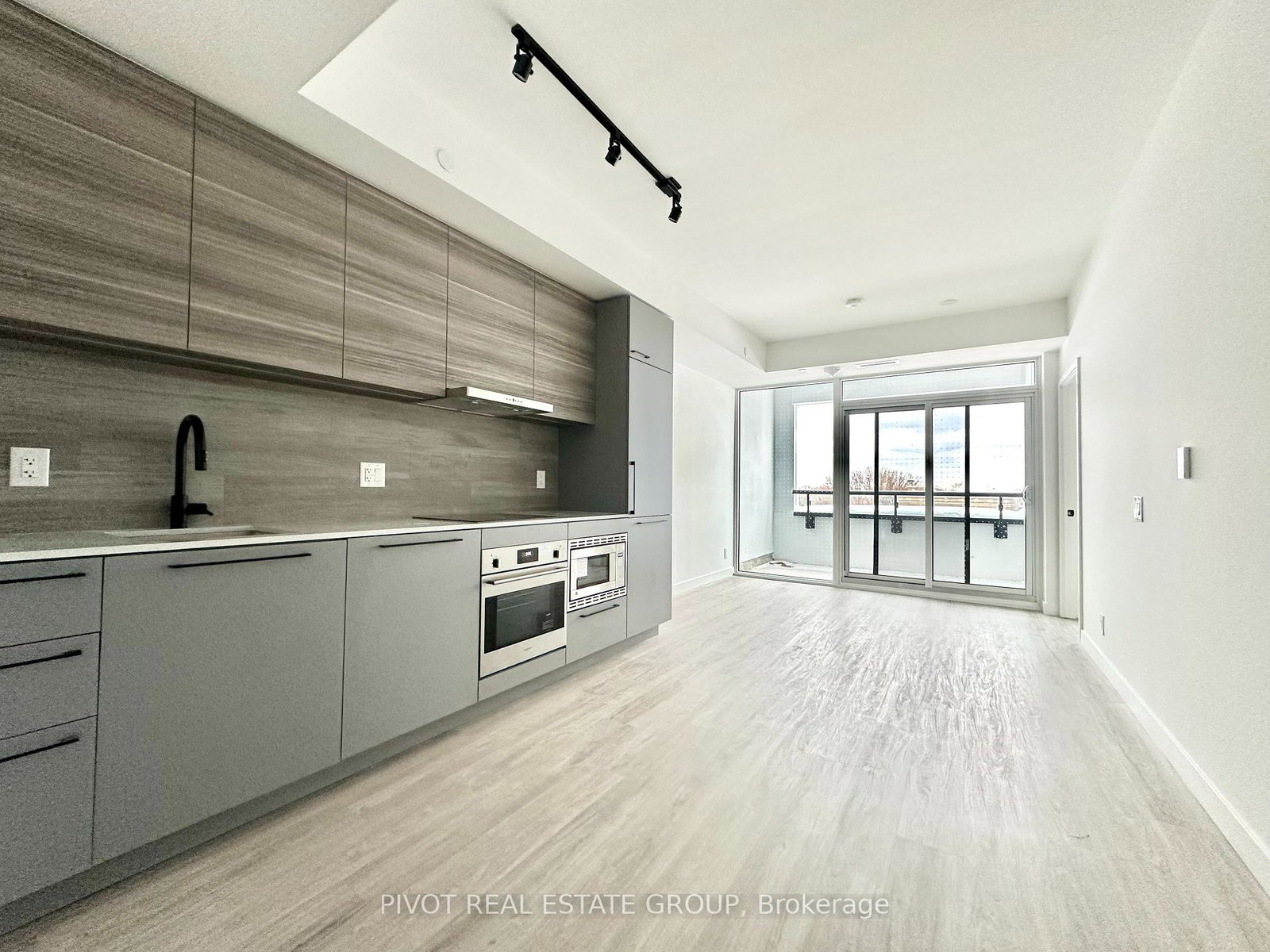 1050-eastern-avenue-toronto-ontario-e12659876