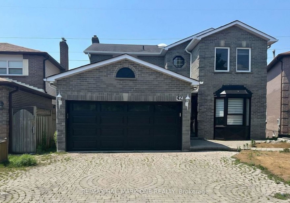 42-long-drive-whitby-ontario-e12659970