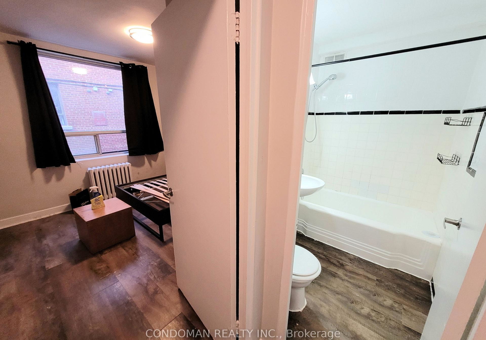 852-broadview-avenue-east-york-ontario-e12660102