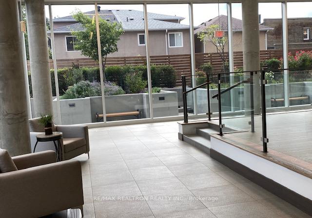 2055-danforth-avenue-toronto-ontario-e12660414