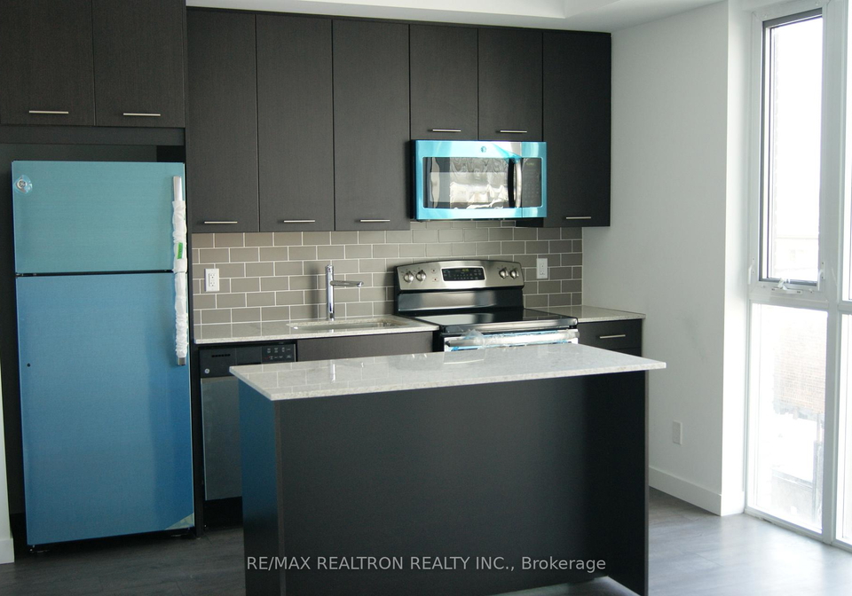 2055-danforth-avenue-toronto-ontario-e12660414