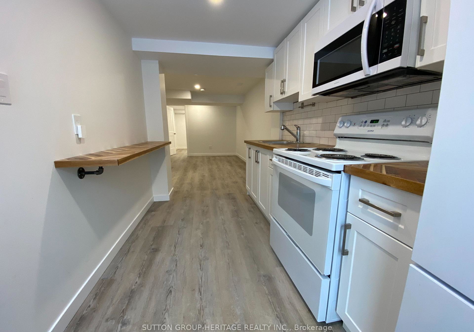 371-daytona-court-oshawa-ontario-e12661340