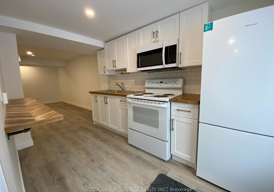 371-daytona-court-oshawa-ontario-e12661340