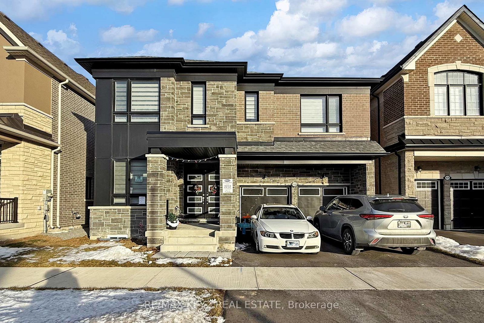 1476-mockingbird-square-pickering-ontario-e12661722