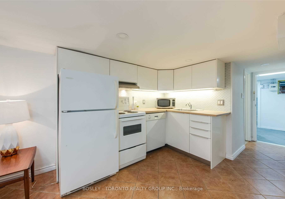 13-winnifred-avenue-toronto-ontario-e12661804