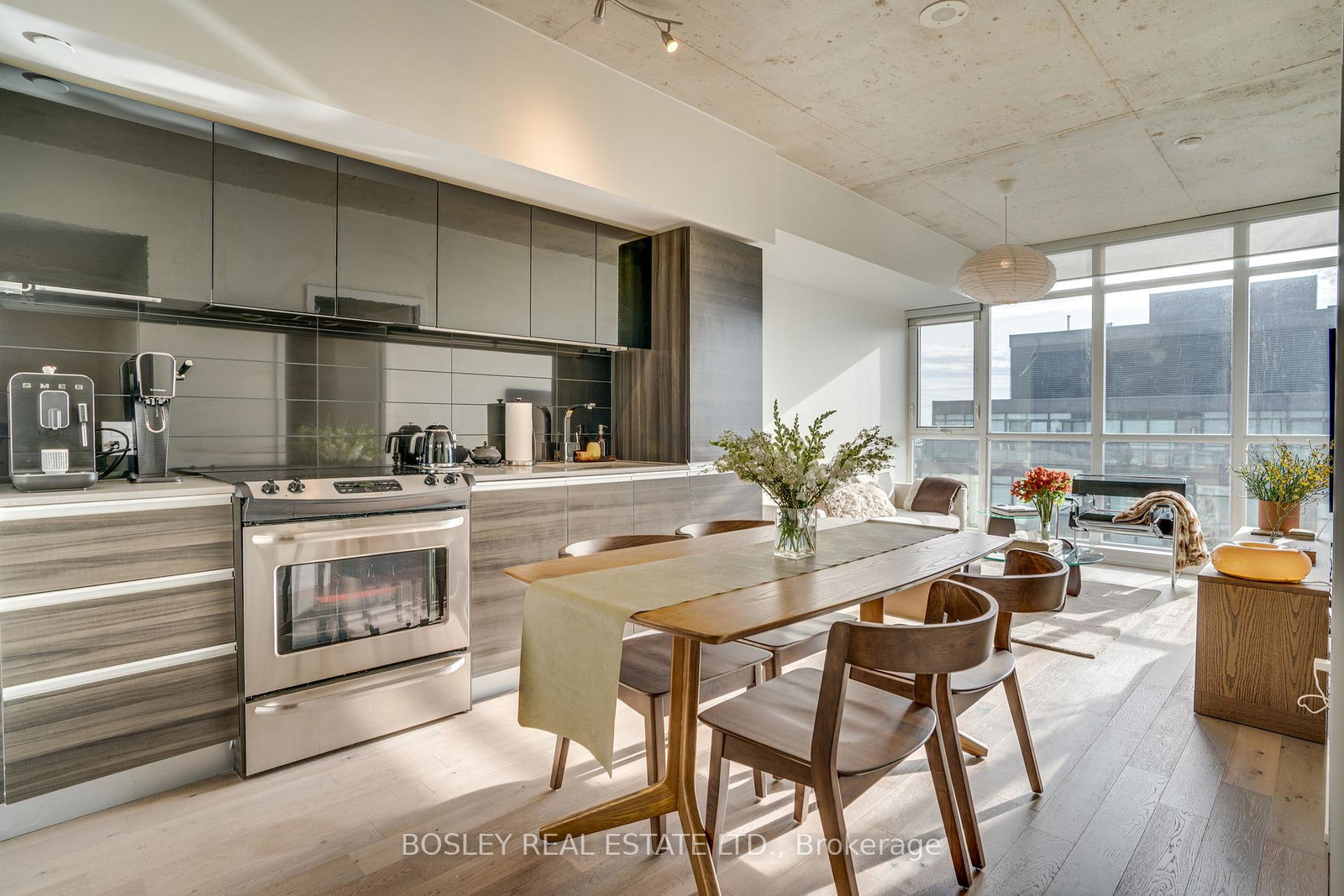 1190-dundas-street-e-toronto-ontario-e12663122