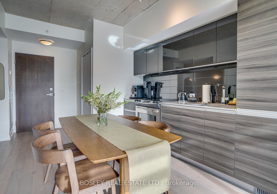 1190-dundas-street-e-toronto-ontario-e12663122