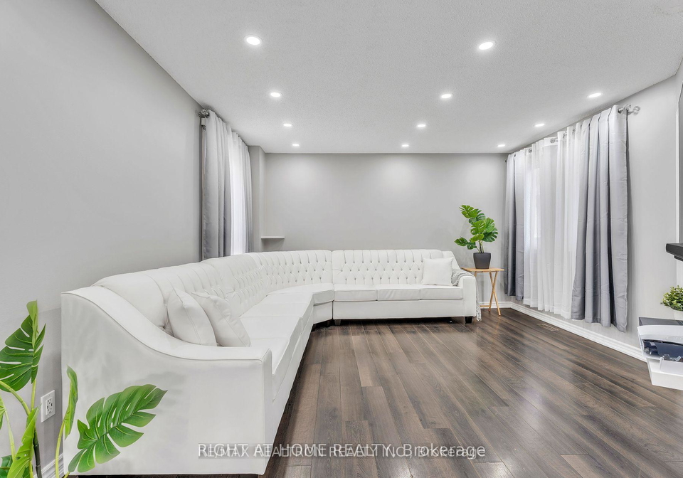 150-sandringham-drive-clarington-ontario-e12664062