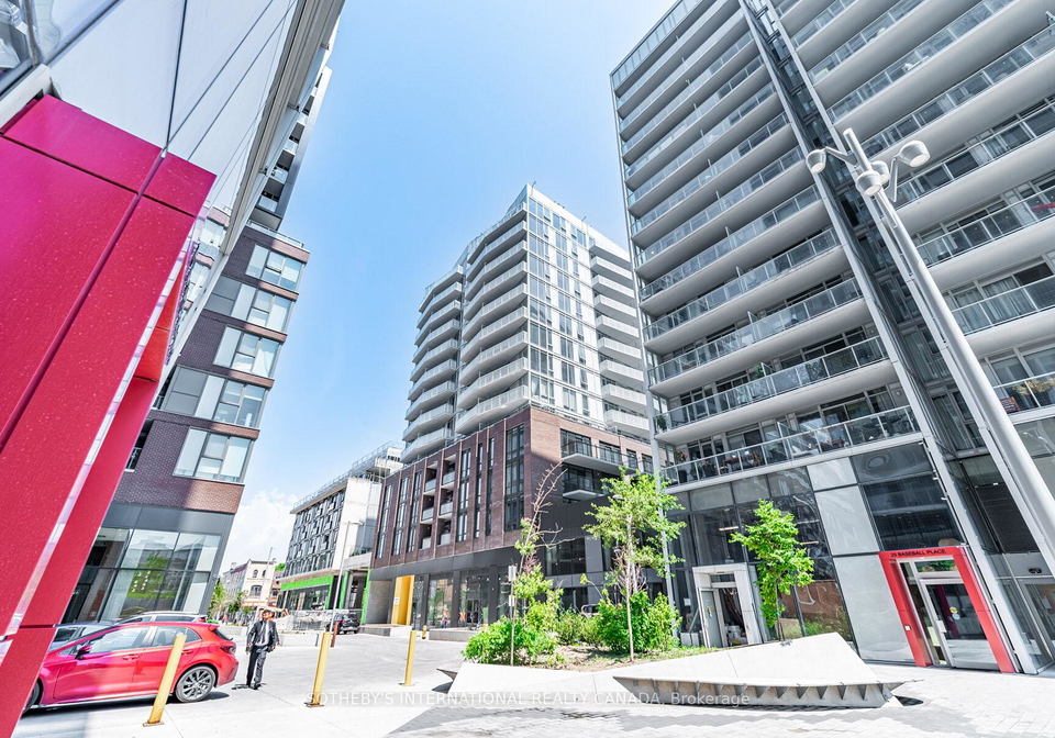 45-baseball-place-toronto-ontario-e12664492
