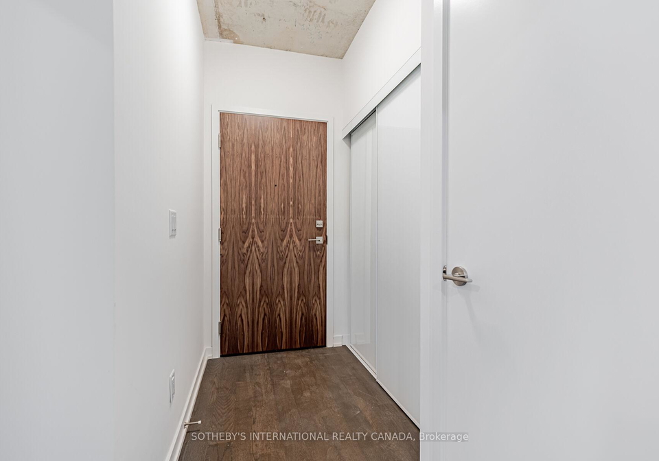 45-baseball-place-toronto-ontario-e12664492