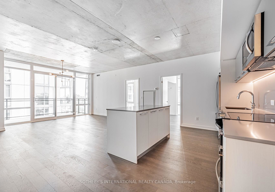 45-baseball-place-toronto-ontario-e12664492