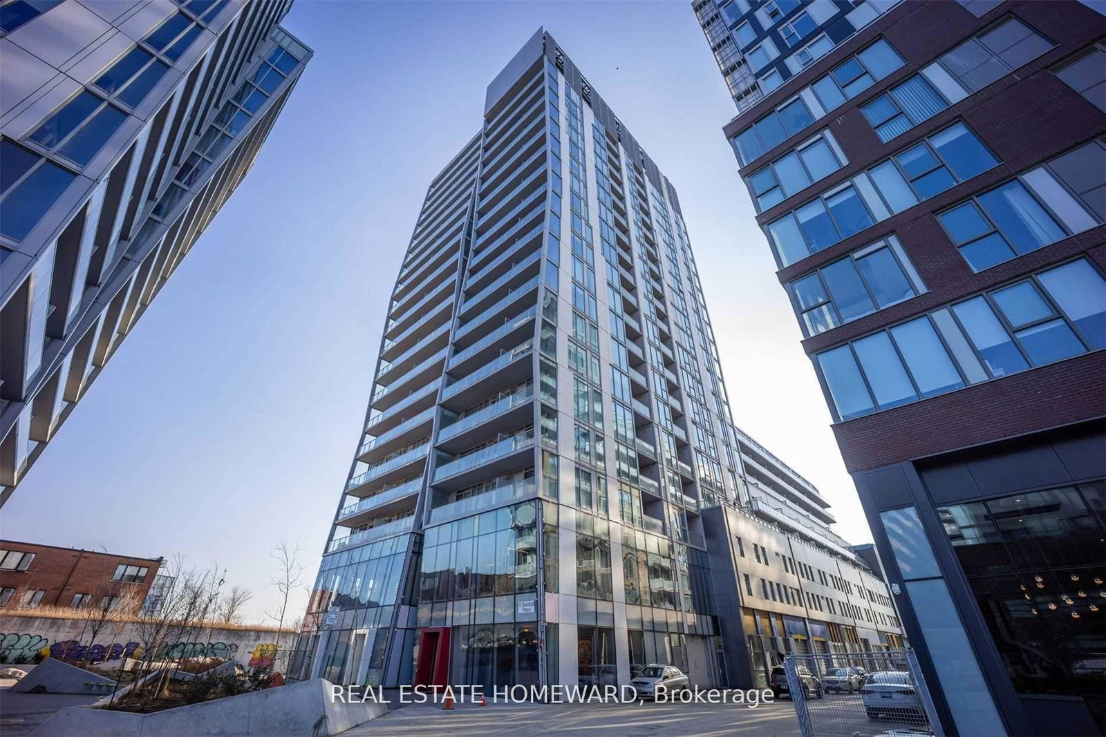 15-baseball-place-toronto-ontario-e12664698