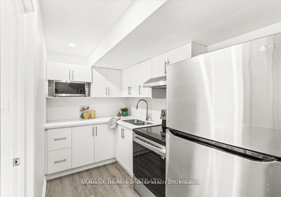 14-mulgrave-street-whitby-ontario-e12666082