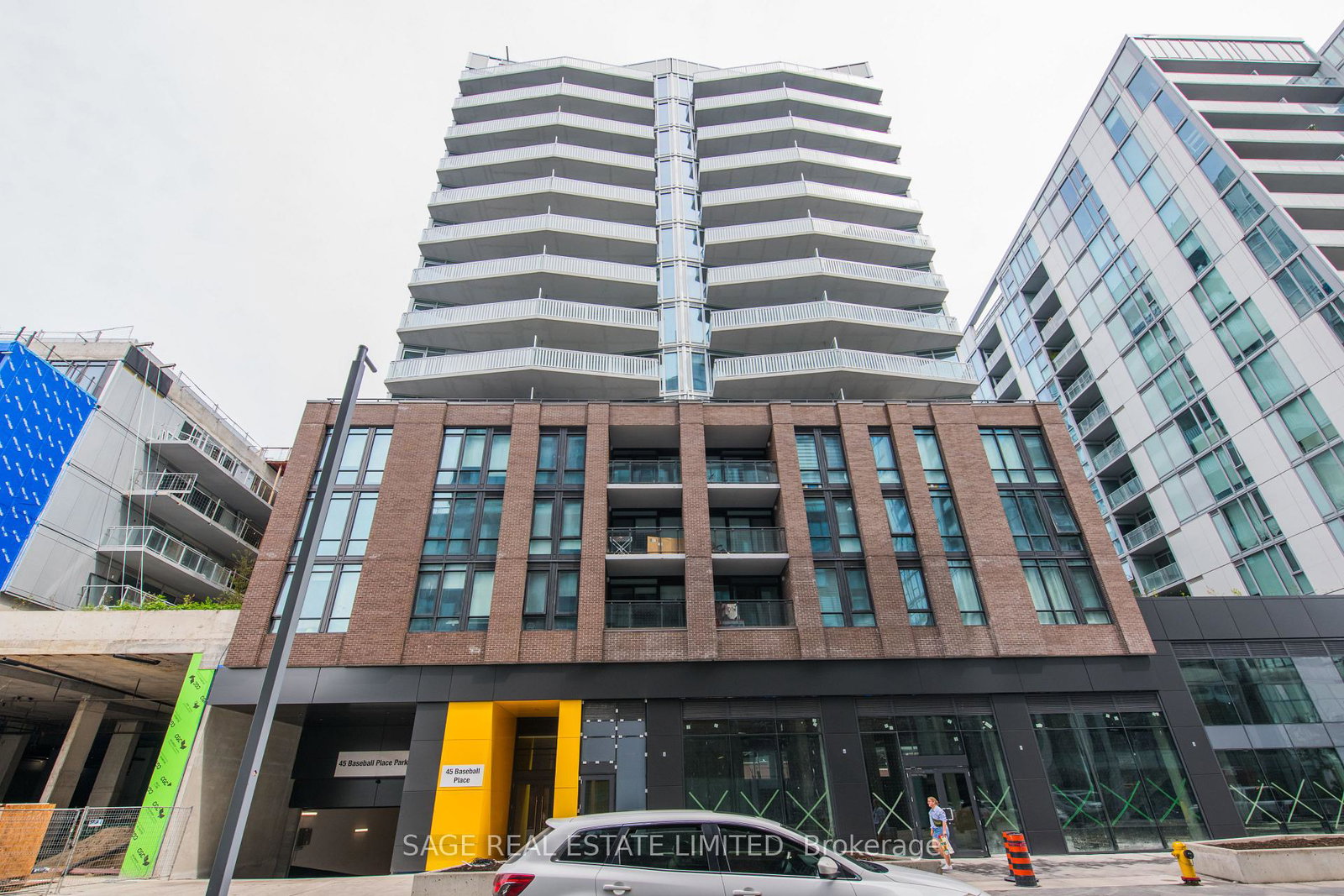 45-baseball-place-toronto-ontario-e12668466