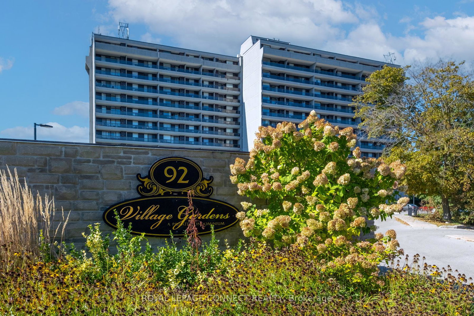 92-church-street-s-ajax-ontario-e12668832