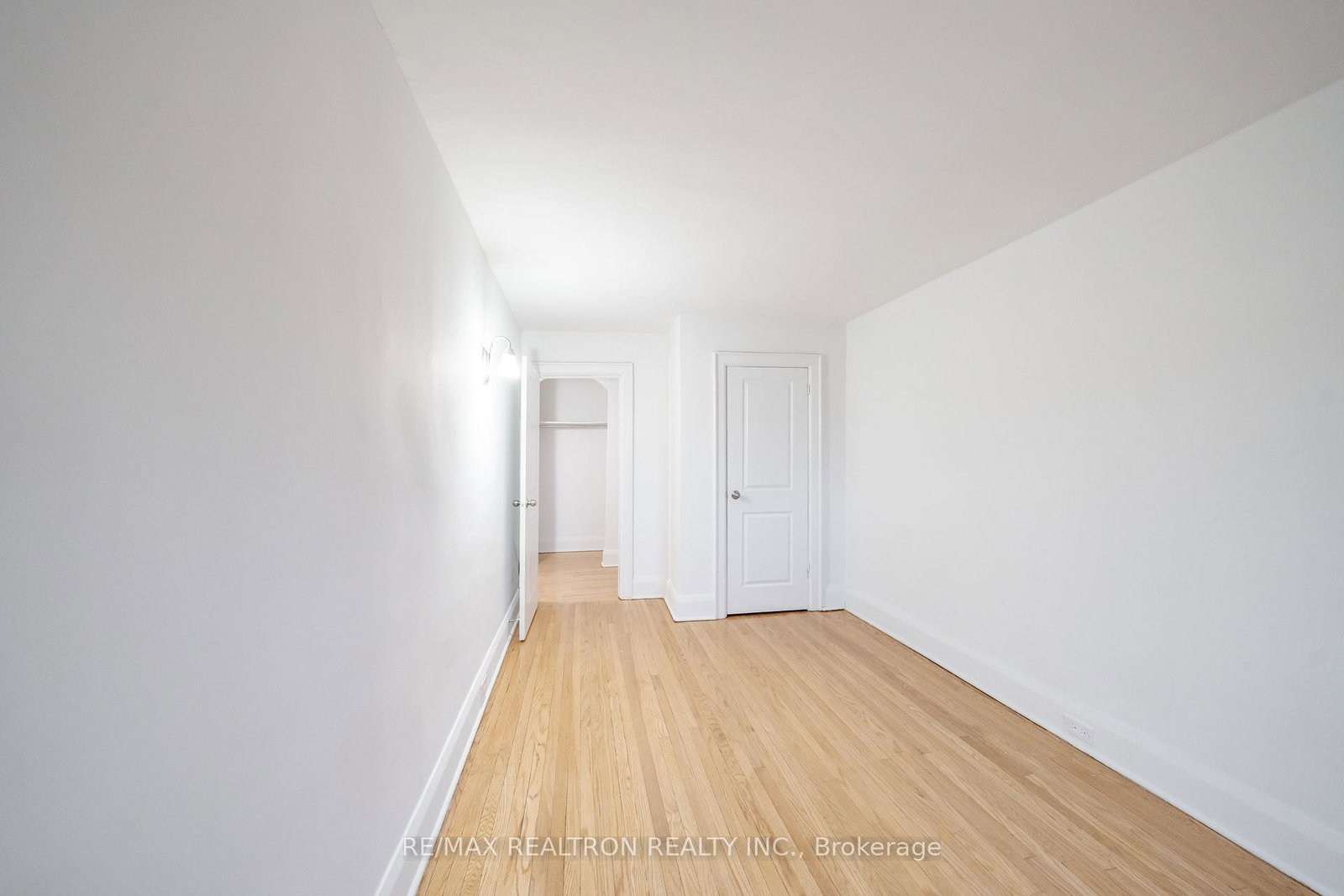 4-kingston-road-toronto-ontario-e12669578