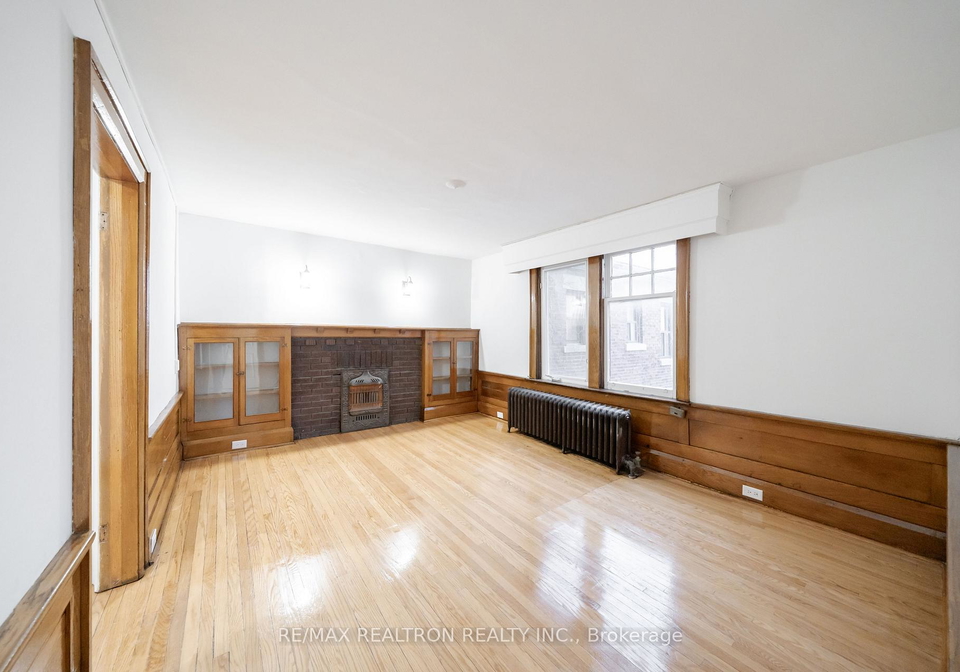 4-kingston-road-toronto-ontario-e12669578