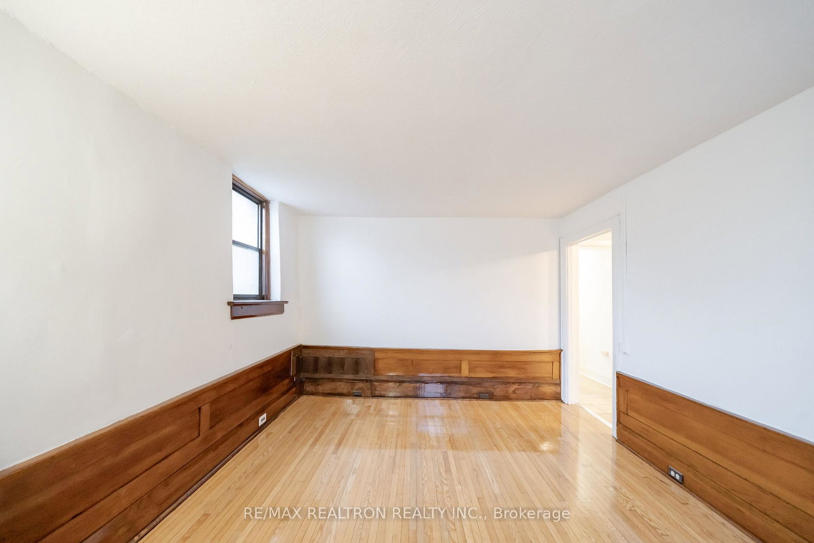 8-kingston-road-toronto-ontario-e12669674