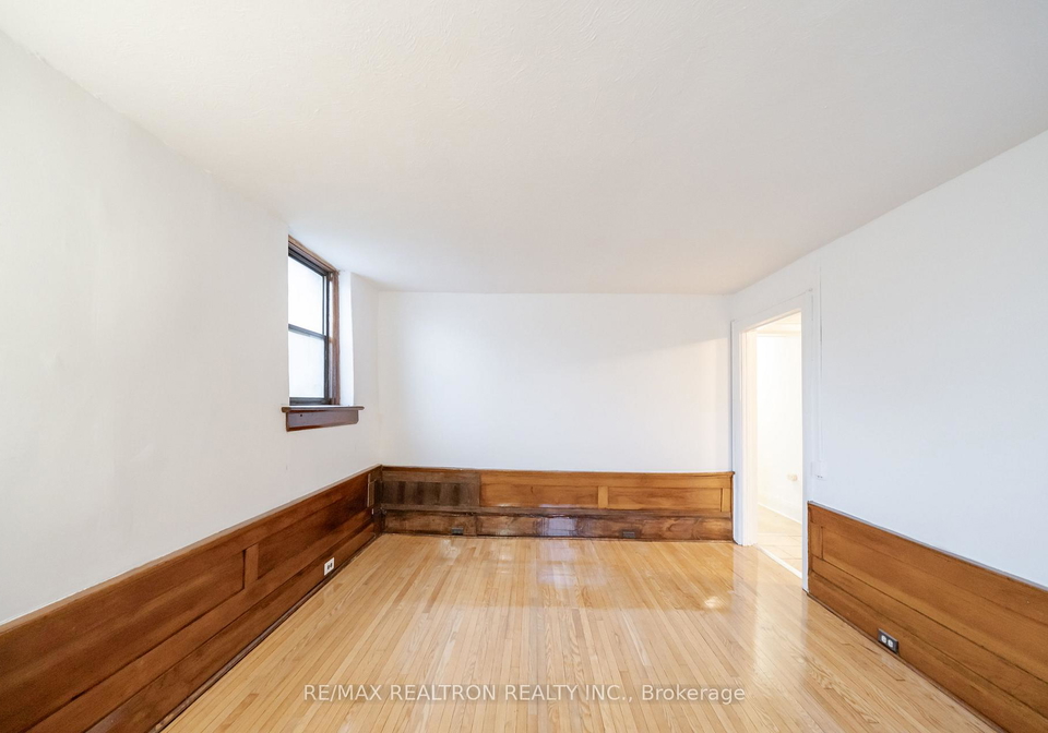 8-kingston-road-toronto-ontario-e12669674
