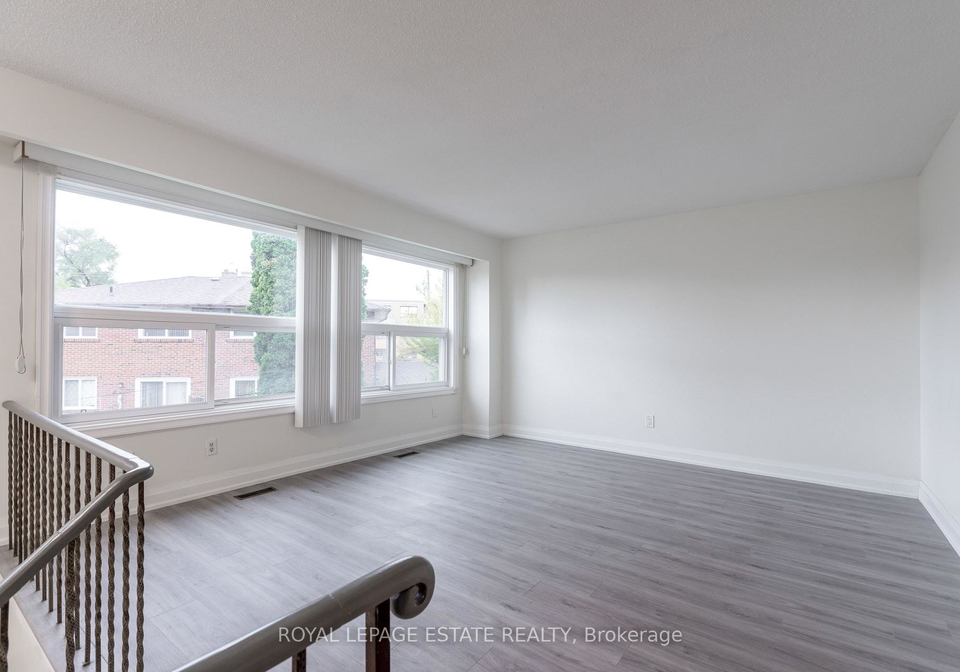 1040-victoria-park-avenue-east-york-ontario-e12669778
