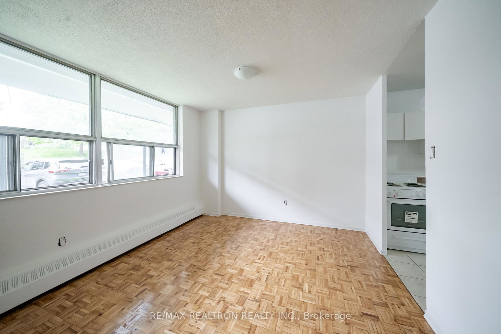 5-glamorgan-avenue-scarborough-ontario-e12670182