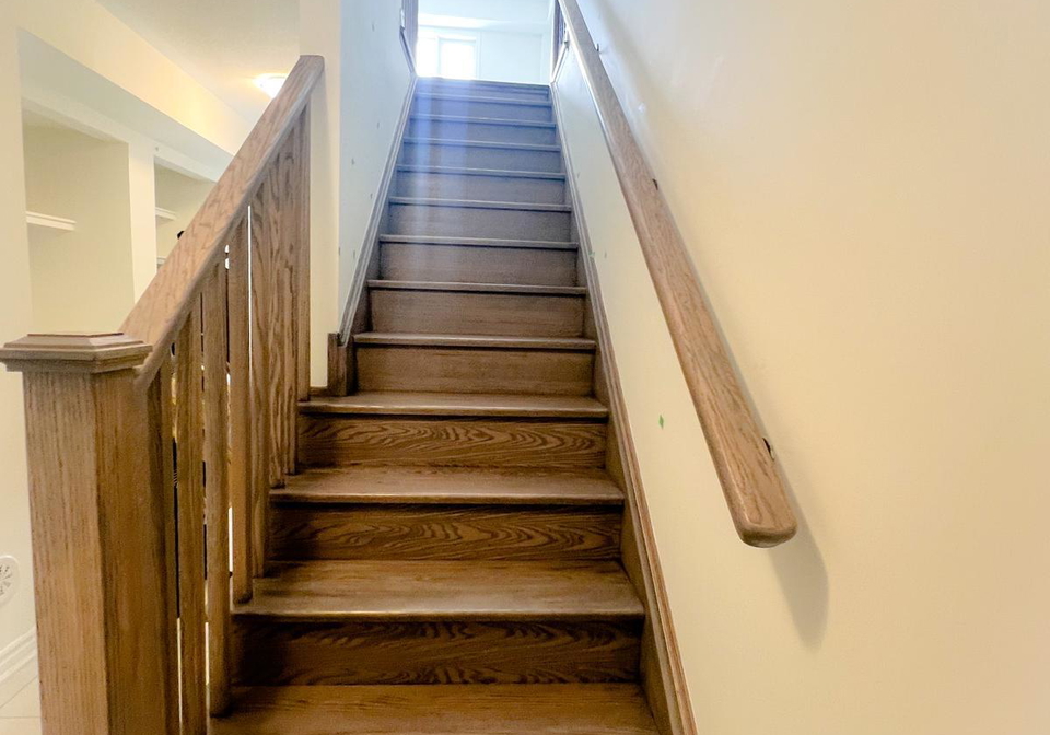 3327-thunderbird-promenade-pickering-ontario-e12670550