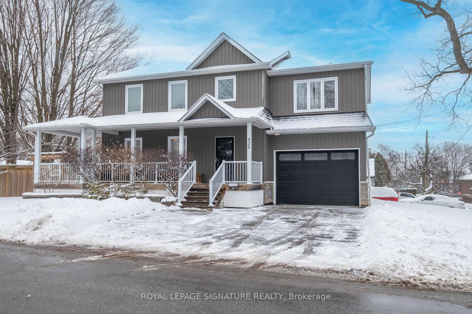 935-centre-street-s-whitby-ontario-e12671040