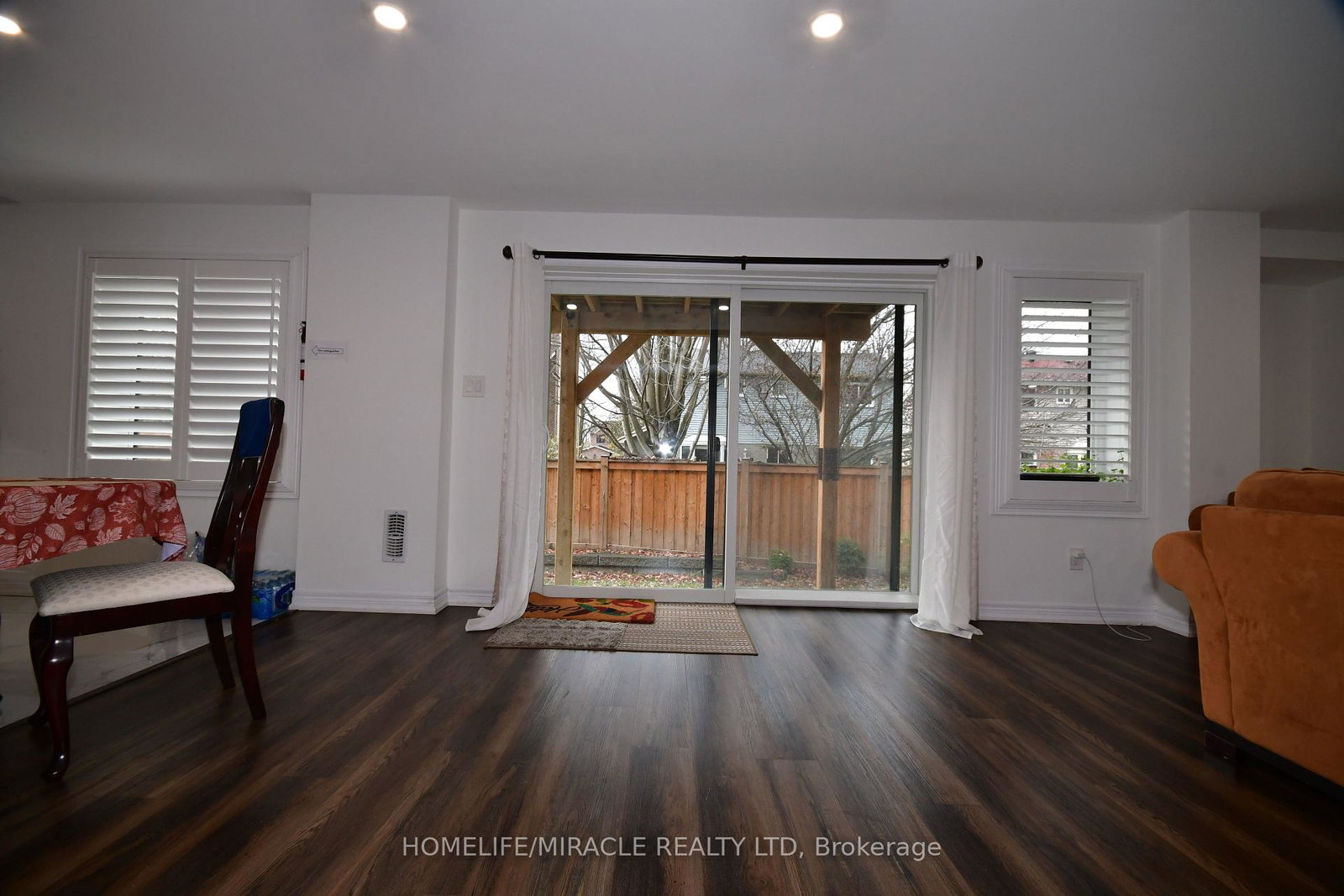 28-sutcliffe-drive-whitby-ontario-e12671194