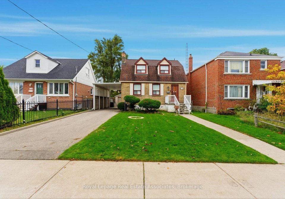 135-tiago-avenue-east-york-ontario-e12671224