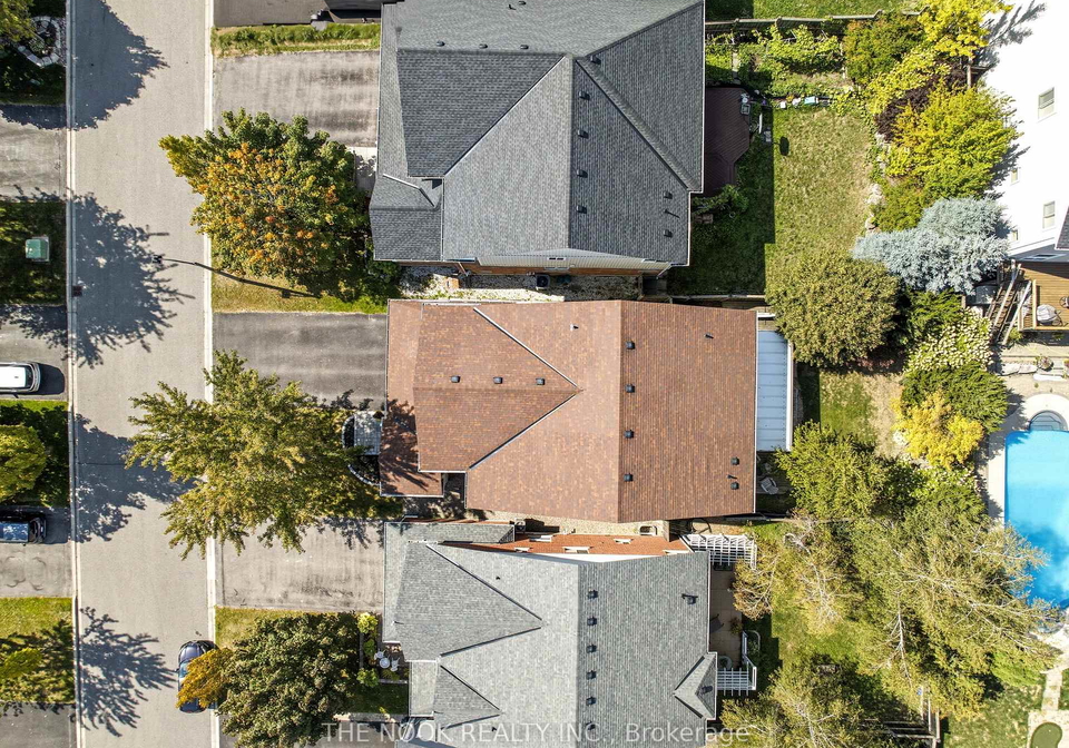 1624-docking-court-oshawa-ontario-e12672258