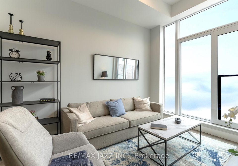 80-bond-street-e-oshawa-ontario-e12673142