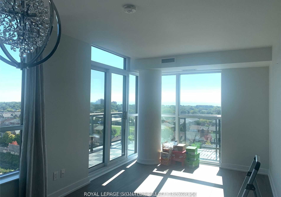 8-trent-avenue-east-york-ontario-e12673354